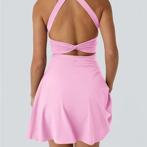 HALARA Light Pink Cross-Back A-Line Top